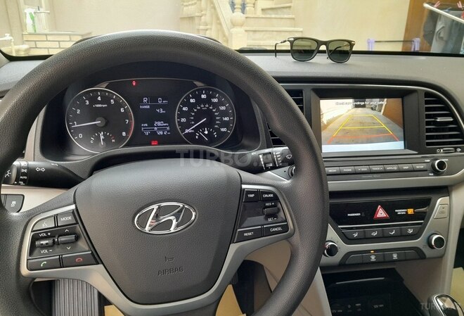 Hyundai Elantra 2016, 117,180 km - 2.0 l - Bakı