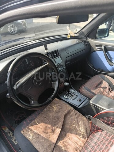 Mercedes C 220 2000, 568,256 km - 2.2 l - Bakı