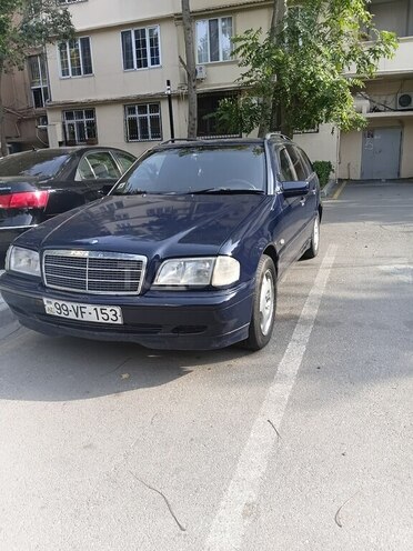 Mercedes C 220 2000, 568,256 km - 2.2 l - Bakı