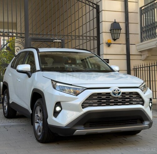 Toyota RAV4 2024, 17,000 km - 2.5 l - Bakı