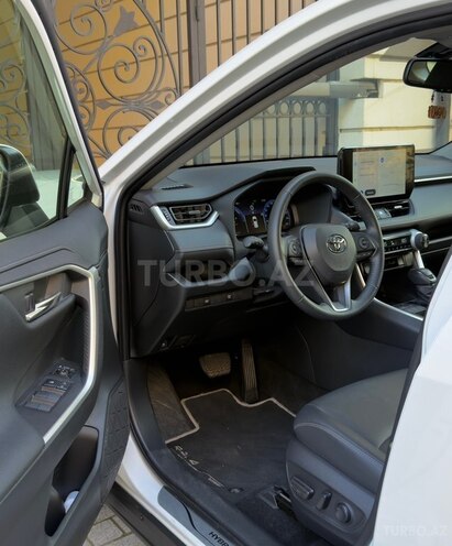 Toyota RAV4 2024, 17,000 km - 2.5 l - Bakı