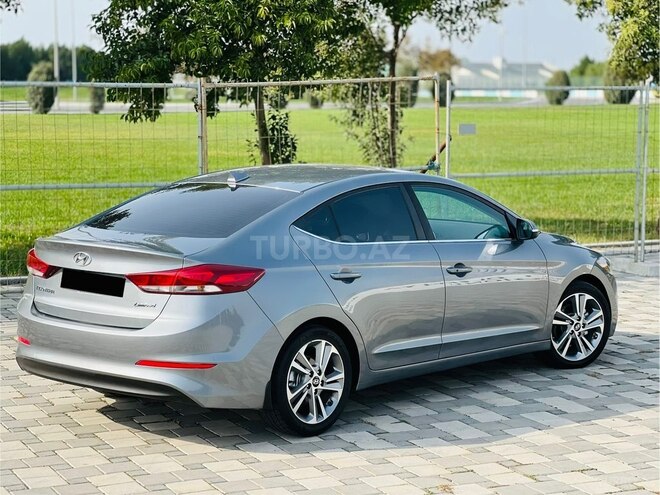 Hyundai Elantra 2018, 113,000 km - 2.0 l - Bakı