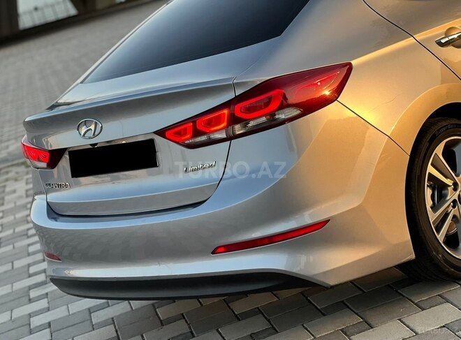 Hyundai Elantra 2018, 113,000 km - 2.0 l - Bakı