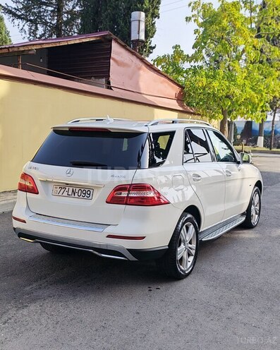 Mercedes ML 350 4MATIC 2011, 220,000 km - 3.5 l - Zaqatala