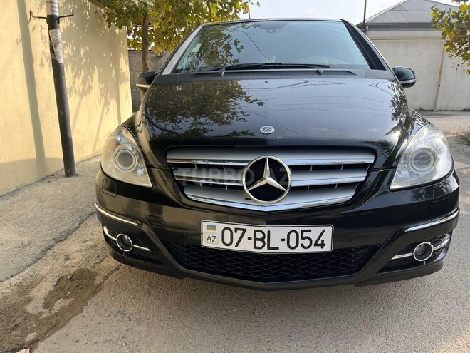 Mercedes B 170 2009, 197,000 km - 1.7 л - Bakı