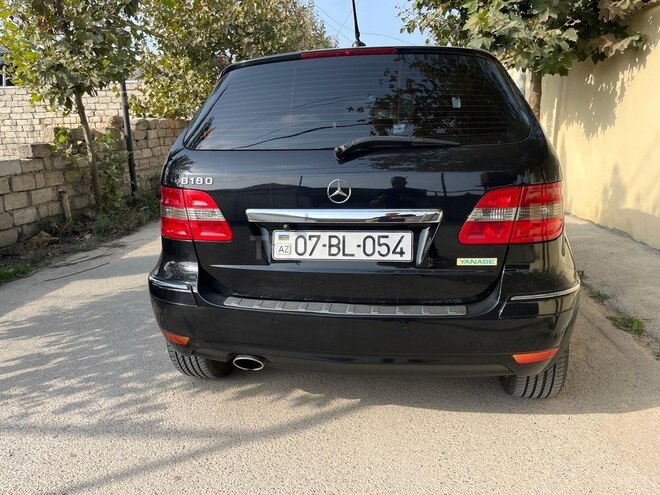 Mercedes B 170 2009, 197,000 km - 1.7 л - Bakı