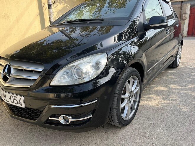 Mercedes B 170 2009, 197,000 km - 1.7 л - Bakı