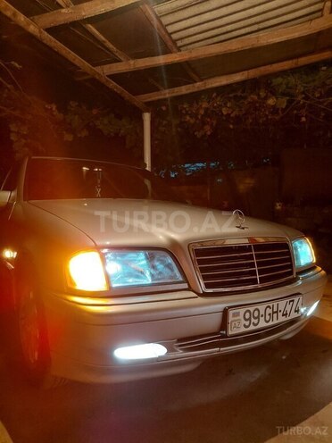 Mercedes C 220 1999, 330,000 km - 2.2 l - Ağdam