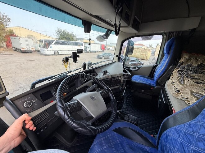 Volvo FH 500 2013, 1,075,000 km - 12.0 l - Tovuz
