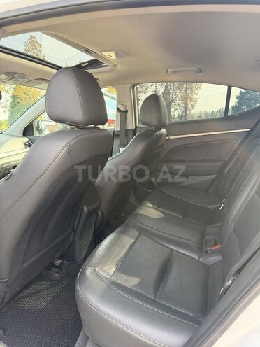 Hyundai Elantra 2018, 155,000 km - 2.0 l - Gəncə