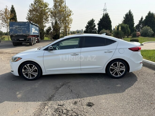 Hyundai Elantra 2018, 155,000 km - 2.0 l - Gəncə