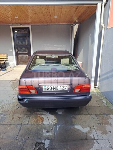 Mercedes E 230 1996, 560,000 km - 2.3 l - Bakı
