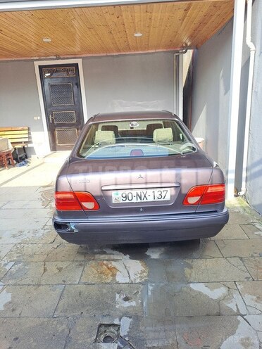 Mercedes E 230 1996, 560,000 km - 2.3 l - Bakı