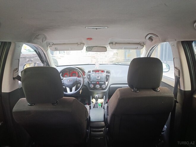 Kia  2010, 355,000 km - 1.6 л - Bakı