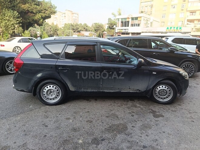Kia  2010, 355,000 km - 1.6 л - Bakı