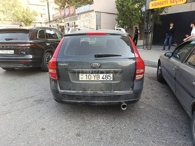 Kia  2010, 355,000 km - 1.6 л - Bakı