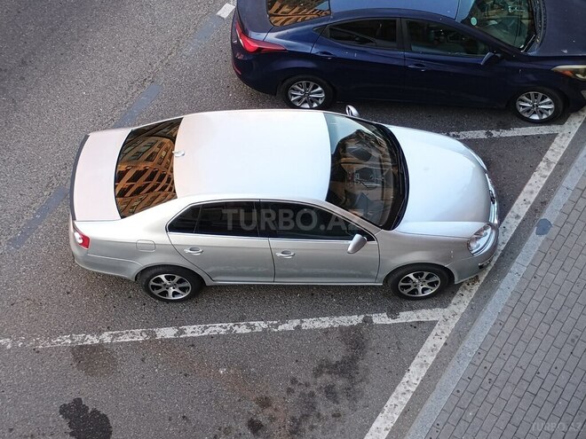 Volkswagen Jetta 2005, 495,000 km - 1.6 l - Bakı