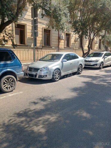 Volkswagen Jetta 2005, 495,000 km - 1.6 l - Bakı