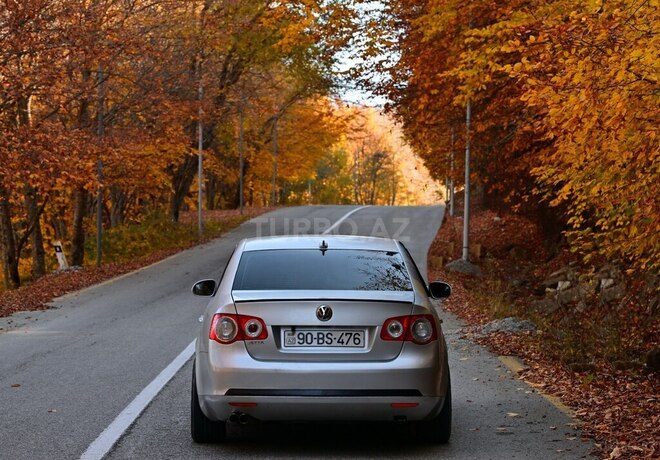 Volkswagen Jetta 2005, 495,000 km - 1.6 l - Bakı