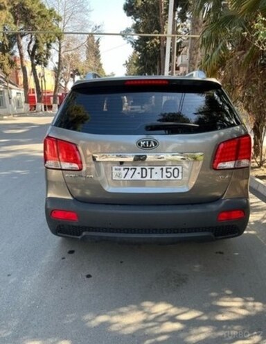 Kia Sorento 2012, 173,980 km - 2.0 l - Qazax