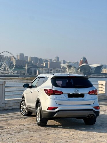 Hyundai Santa Fe 2017, 193,500 km - 2.0 л - Bakı