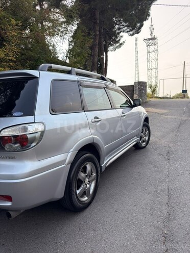 Mitsubishi Outlander 2005, 265,000 km - 2.4 л - Şəki