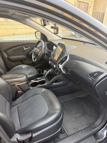 Hyundai ix35 2011, 235,000 km - 2.0 л - Bakı