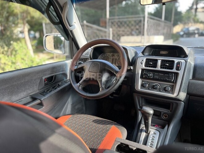 Mitsubishi Pajero io 2000, 168,000 km - 2.0 l - Bakı