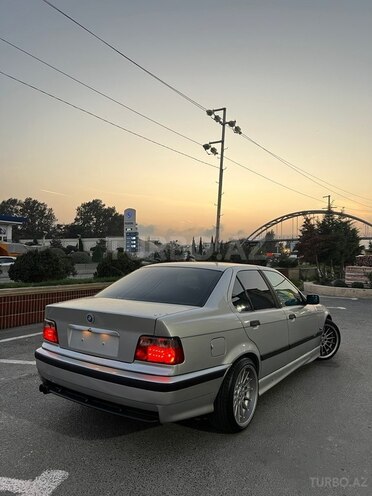 BMW 328 1998, 300,000 km - 2.8 л - Bakı