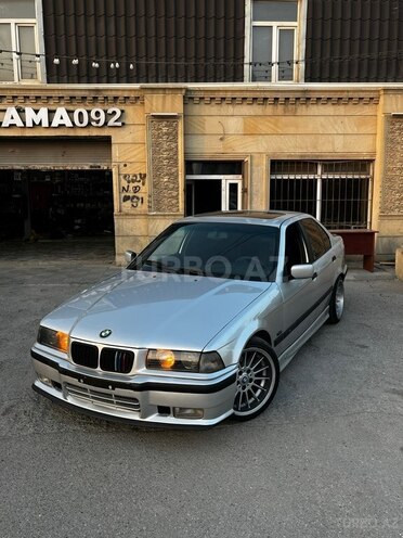BMW 328 1998, 300,000 km - 2.8 л - Bakı