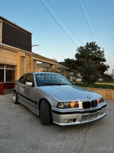 BMW 328 1998, 300,000 km - 2.8 л - Bakı