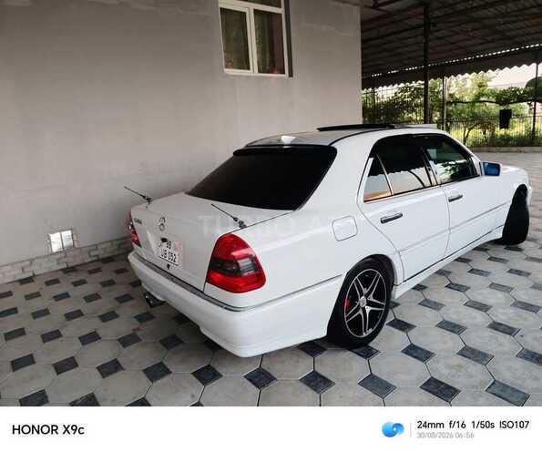Mercedes C 230 1997, 156,675 km - 2.3 l - Sabirabad
