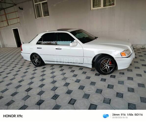 Mercedes C 230 1997, 156,675 km - 2.3 l - Sabirabad