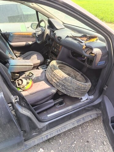 Mercedes A 160 2002, 150,000 km - 1.6 l - Ağdam