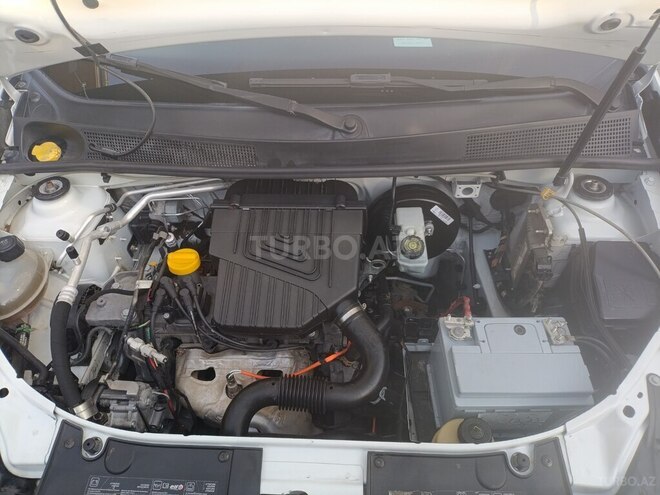 Renault Logan 2015, 185,322 km - 1.6 л - Bakı