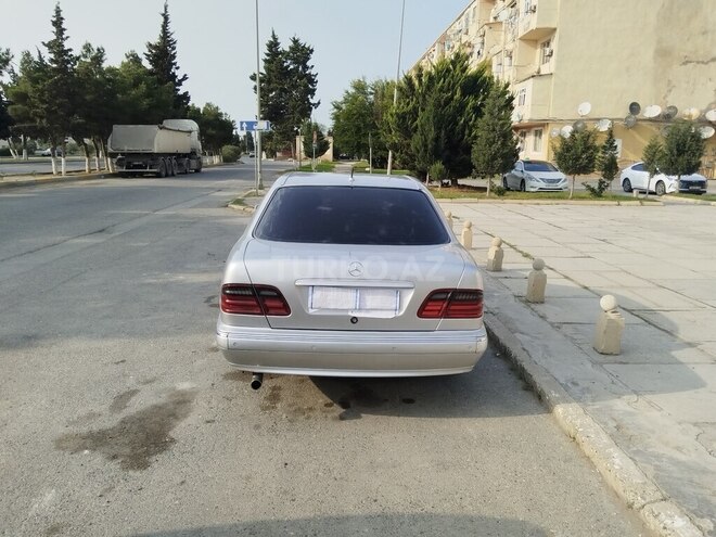 Mercedes E 270 2000, 450,000 km - 2.7 l - Sumqayıt