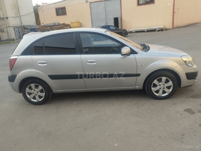 Kia Rio 2006, 238,000 km - 1.5 l - Bakı