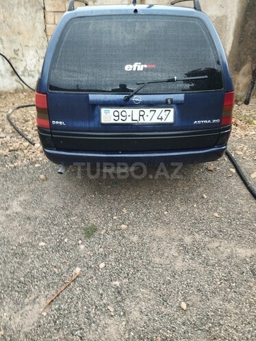 Opel Astra 1996, 180,000 km - 2.0 l - Bakı
