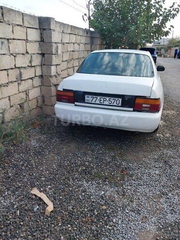 Toyota Corolla 1997, 200,800 km - 1.6 l - Bakı