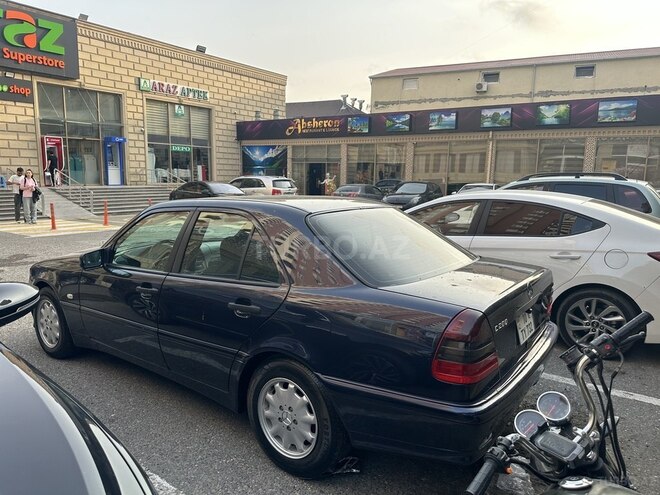 Mercedes C 200 2000, 450,000 km - 2.0 л - Bakı