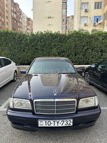 Mercedes C 200 2000, 450,000 km - 2.0 л - Bakı