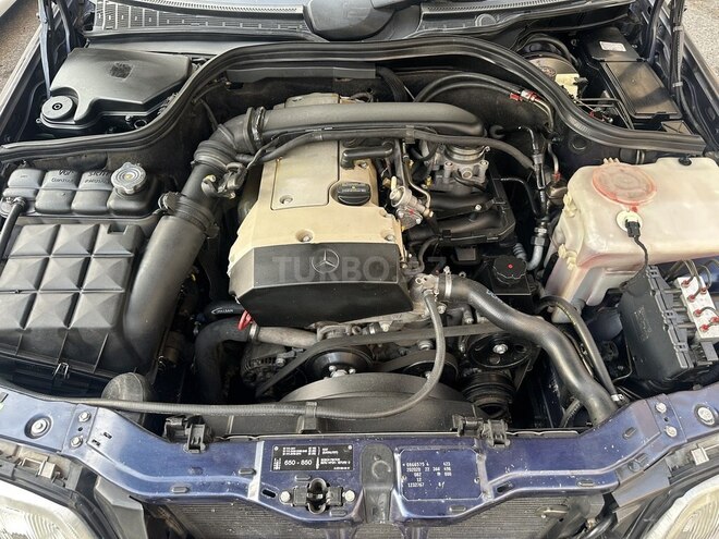 Mercedes C 200 2000, 450,000 km - 2.0 л - Bakı