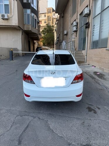 Hyundai Accent 2013, 232,323 km - 1.4 l - Bakı