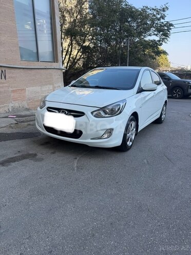 Hyundai Accent 2013, 232,323 km - 1.4 l - Bakı