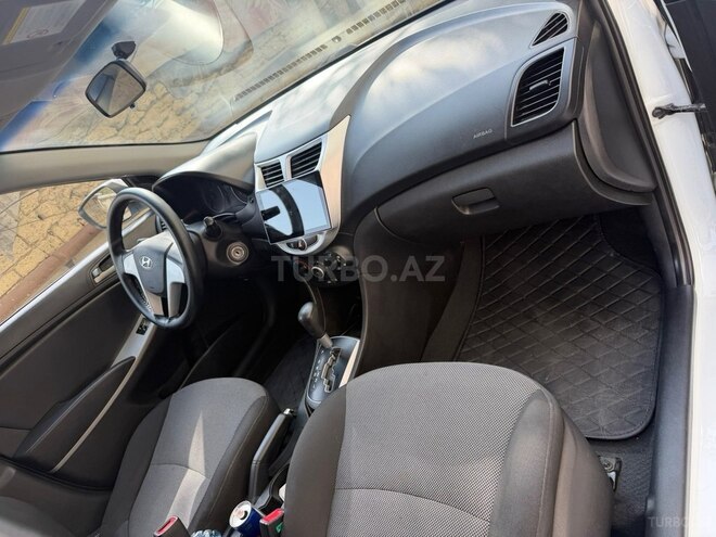 Hyundai Accent 2013, 232,323 km - 1.4 l - Bakı
