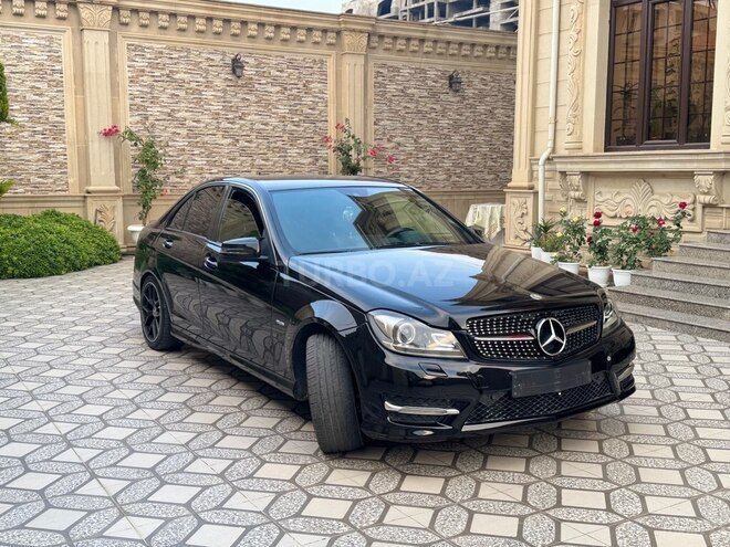 Mercedes C 250 2011, 228,000 km - 1.8 л - Gəncə
