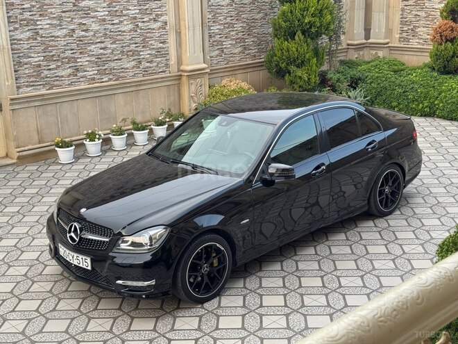 Mercedes C 250 2011, 228,000 km - 1.8 л - Gəncə