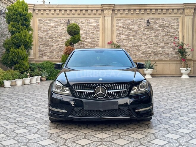 Mercedes C 250 2011, 228,000 km - 1.8 л - Gəncə