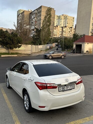 Toyota Corolla 2014, 196,000 km - 1.6 л - Bakı