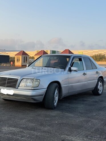 Mercedes 220 E 1994, 446,000 km - 2.2 л - Bakı